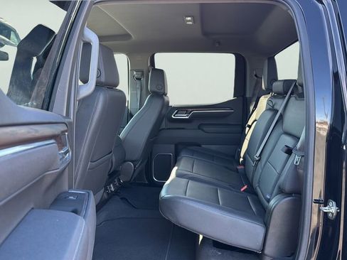 Used 2025 GMC Sierra 1500 SLT image 17