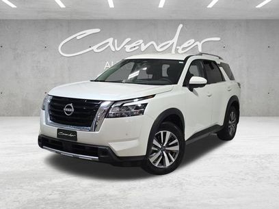 Used 2024 Nissan Pathfinder SL