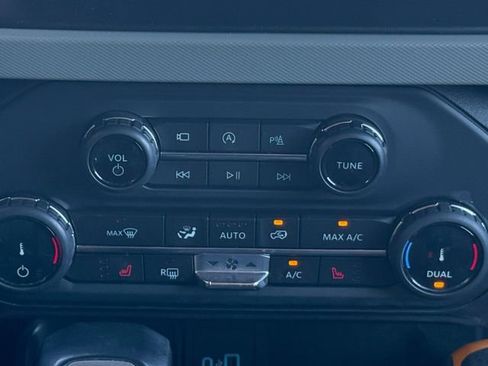 Certified 2022 Ford Bronco Badlands w/ Sasquatch Package image 4