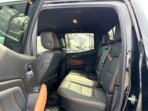 New 2026 GMC Canyon AT4 w/ AT4 Premium Package image 7