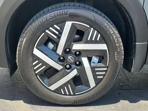 Certified 2026 Nissan Kicks SV w/ SV Premium Package FWD image 10