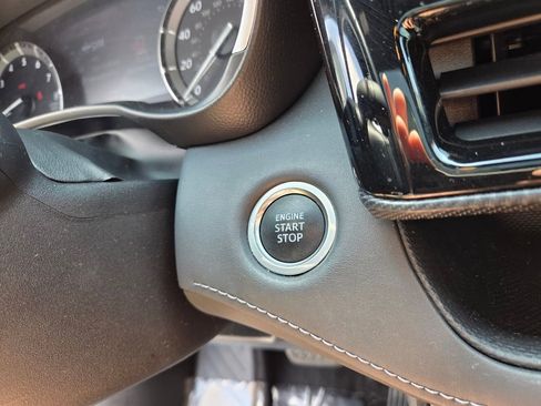 Used 2021 Toyota Highlander XSE image 30