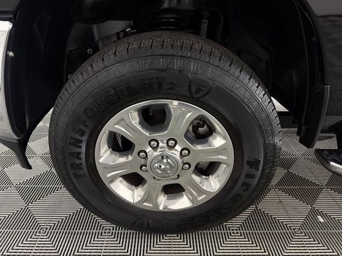 Used 2025 RAM 2500 Big Horn AWD/4WD image 11