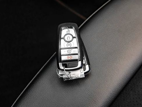 Used 2022 Ford Edge ST-Line AWD/4WD image 56