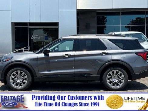 New 2026 Ford Explorer Active w/ Active Comfort Package AWD/4WD image 7