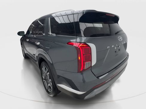 Used 2025 Hyundai Palisade Limited FWD image 10