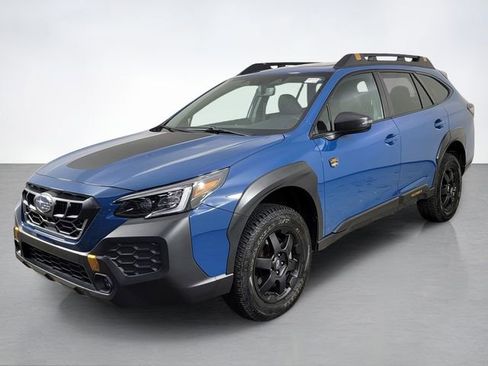 Used 2025 Subaru Outback Wilderness AWD/4WD image 7