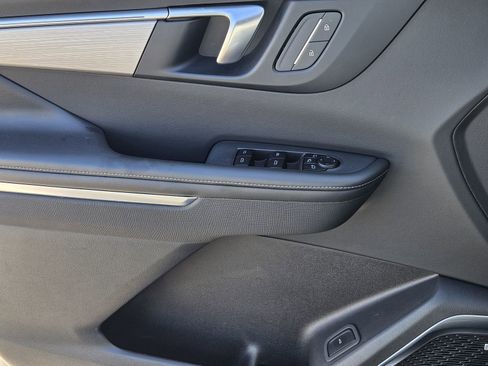 Used 2025 Buick Enclave Preferred image 30