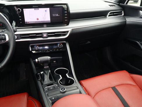 Used 2022 Kia K5 GT-Line w/ GT-Line FWD Premium Package image 13
