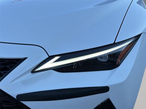 Used 2025 Lexus IS 350 F Sport image 11