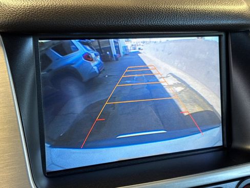 Used 2015 GMC Yukon SLT w/ Open Road Package image 25