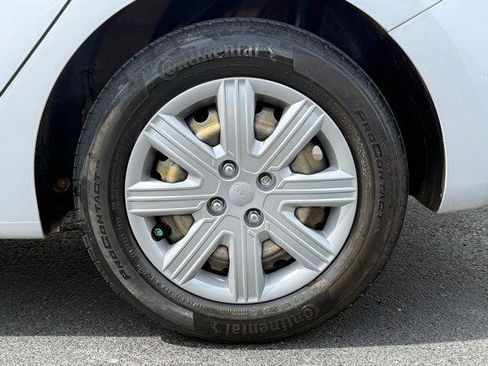 Used 2023 Kia Rio LX FWD image 16