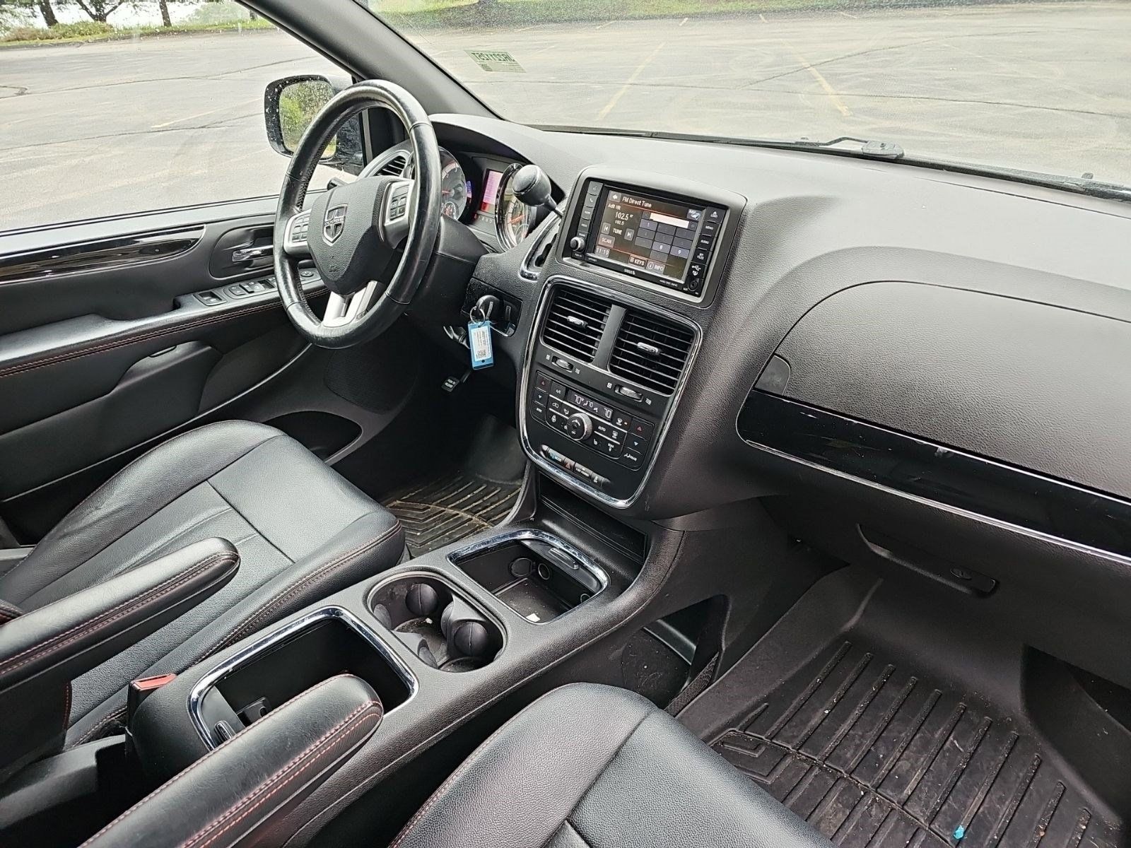 Used 2018 Dodge Grand Caravan GT FWD image 13