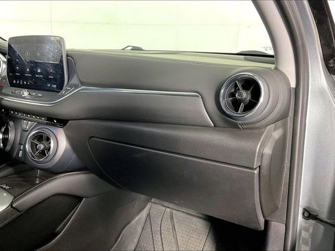 Used 2024 Chevrolet Blazer LT w/ Convenience Package image 22