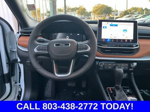 Used 2025 Jeep Compass Limited w/ Elite Group AWD/4WD image 18