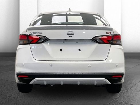 New 2025 Nissan Versa SR w/ Trunk Package image 4