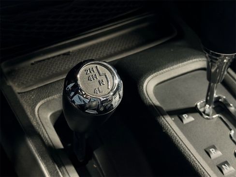 Used 2017 Jeep Wrangler Unlimited Sport image 16