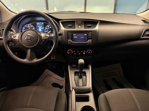 Used 2018 Nissan Sentra S FWD image 9