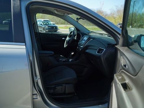 Used 2023 Chevrolet Equinox LT FWD image 20