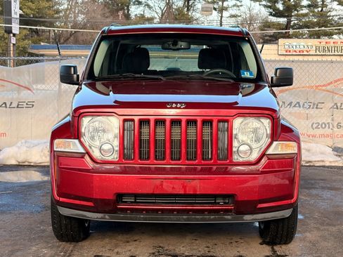 Used 2012 Jeep Liberty Sport w/ Driver Convenience Group image 5