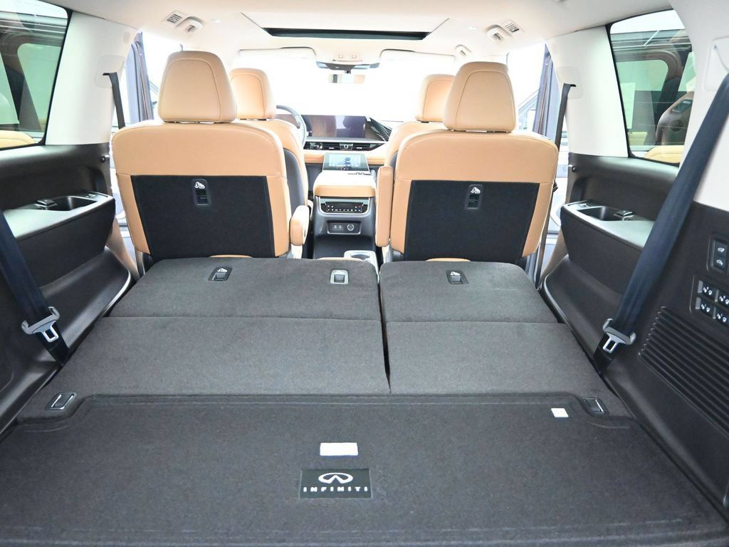 New 2026 INFINITI QX80 Luxe w/ Cargo Package AWD/4WD image 12