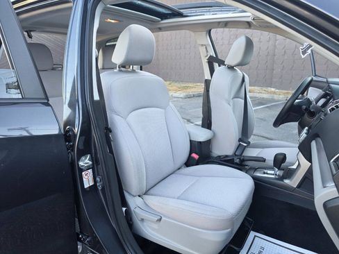 Used 2016 Subaru Forester 2.5i Premium AWD/4WD image 24