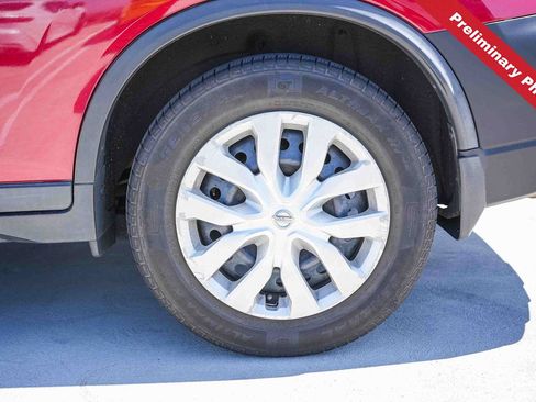 Used 2017 Nissan Rogue S FWD image 11
