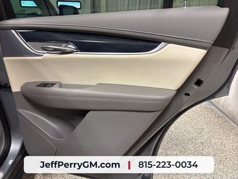 Used 2024 Cadillac XT6 Premium Luxury w/ Technology Package AWD/4WD image 24
