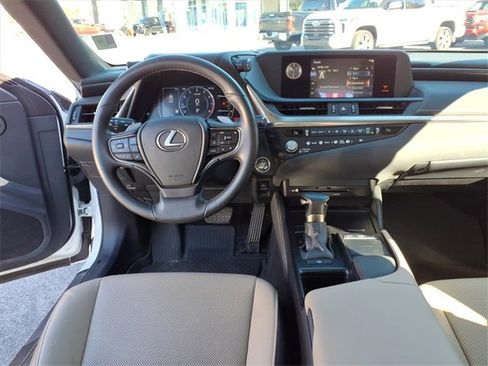 Used 2021 Lexus ES 350 w/ Accessory Package 2 image 10