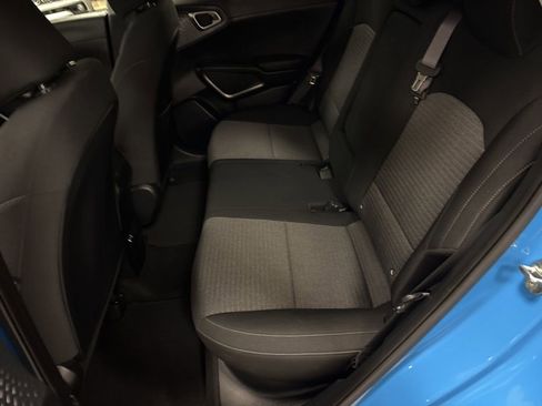 Used 2023 Kia Soul EX image 28