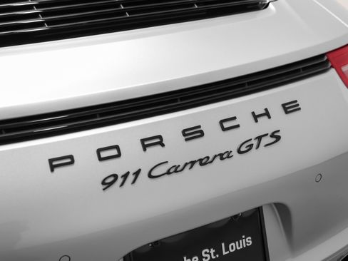 Used 2015 Porsche 911 Carrera GTS image 20