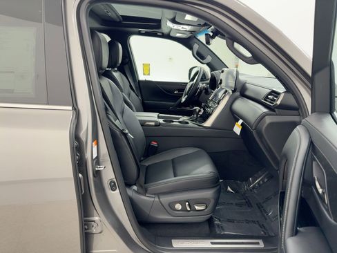 New 2026 Lexus LX 600 4WD w/ Premium Package image 26