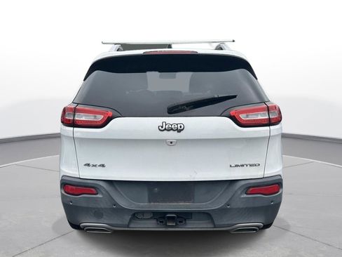 Used 2016 Jeep Cherokee Limited w/ Trailer Tow Group AWD/4WD image 7