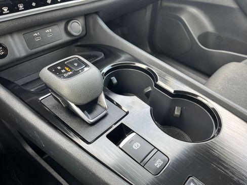 Used 2025 Nissan Rogue SV FWD image 43