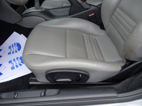 Used 2003 Porsche Boxster image 10