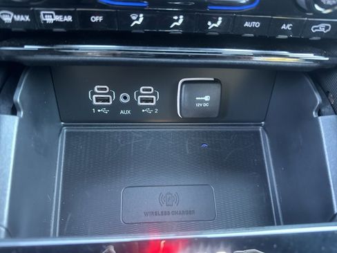 Certified 2025 Jeep Grand Cherokee Altitude image 34