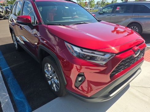 Used 2025 Toyota RAV4 XLE Premium w/ Weather Package image 5