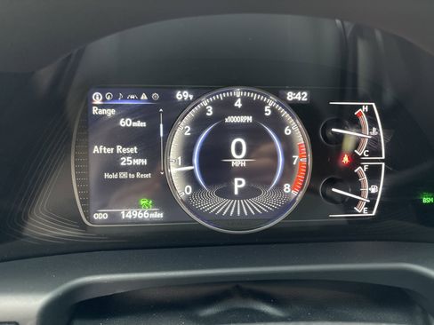 Used 2023 Lexus ES 250 w/ Premium Package image 21