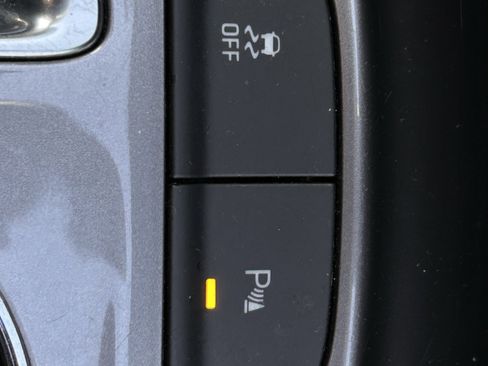 Used 2024 Chevrolet Malibu LT FWD image 34