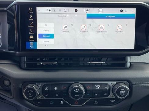 Used 2024 Jeep Wrangler Sahara 4xe image 9