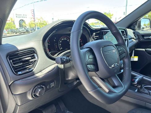 Used 2025 Dodge Durango GT w/ Blacktop Package AWD/4WD image 10