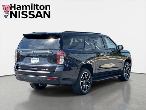 Used 2022 Chevrolet Suburban RST AWD/4WD image 2