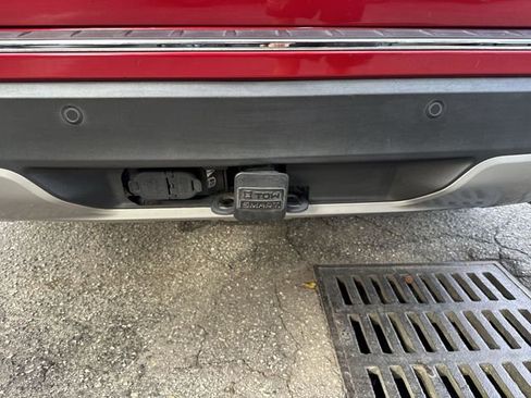 Used 2020 Ford Explorer Limited w/ Class III Trailer Tow Package RWD image 15