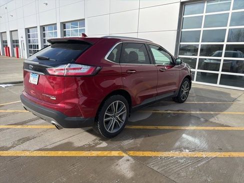 Used 2019 Ford Edge Titanium w/ Cold Weather Package image 3