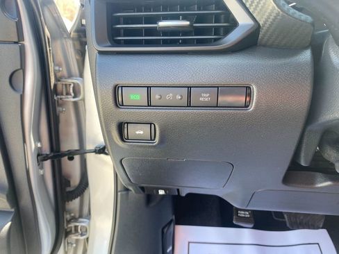 Used 2023 Nissan Sentra S image 14