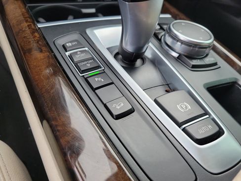 Used 2015 BMW X5 xDrive35i image 35