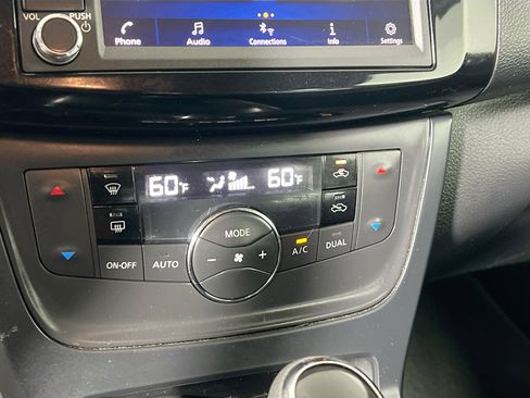 Used 2019 Nissan Sentra SV FWD image 27