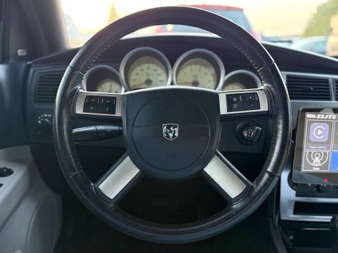 Used 2007 Dodge Magnum R/T w/ Convenience Group II RWD image 25