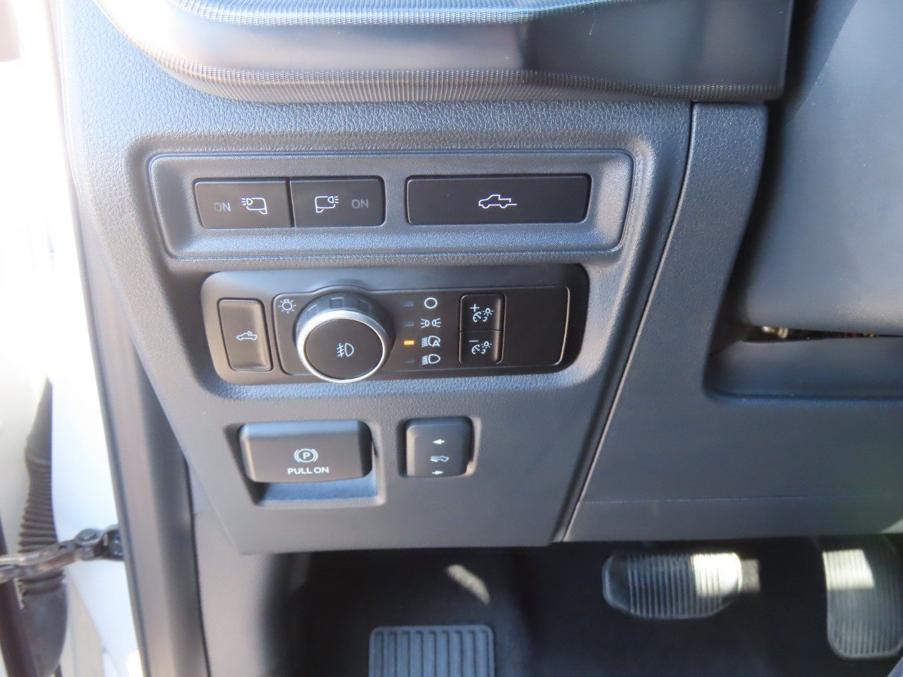 Used 2023 Ford F150 Platinum w/ Equipment Group 701A High AWD/4WD image 25