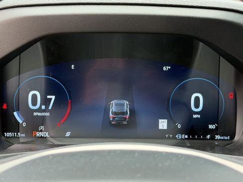 Used 2025 Ford Explorer Active RWD image 12